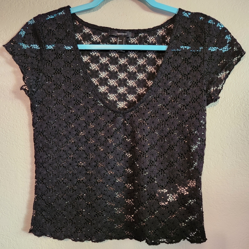 Forever 21 floral knit crop